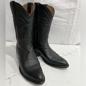 Tecovas Women’s Jamie Cowboy Boot in Black Leather.  Size 7 BR
